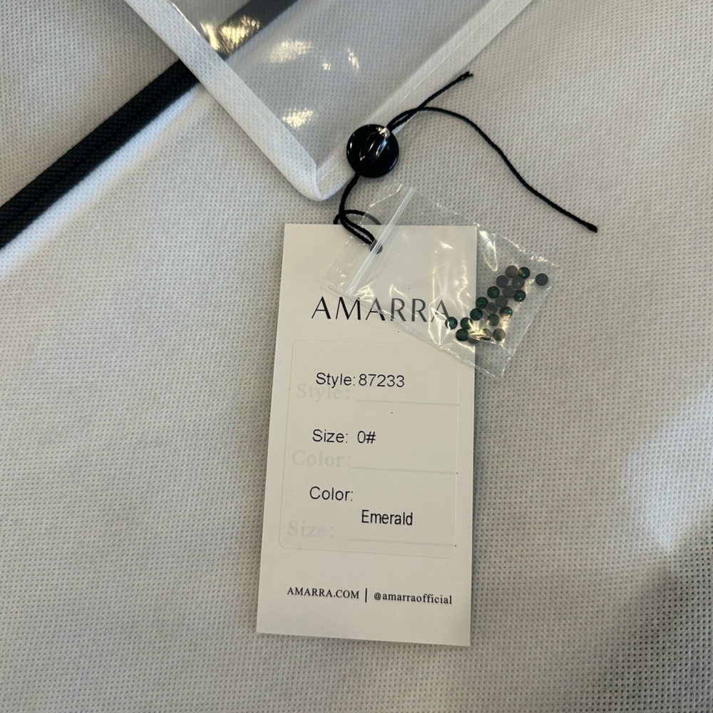 Amarra Gown Emerald green sequence lace up back mermaid size like new 0 - Picture 4 of 16